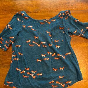 Postmark Anthropologie fox print navy blue top pocket and button detail Medium